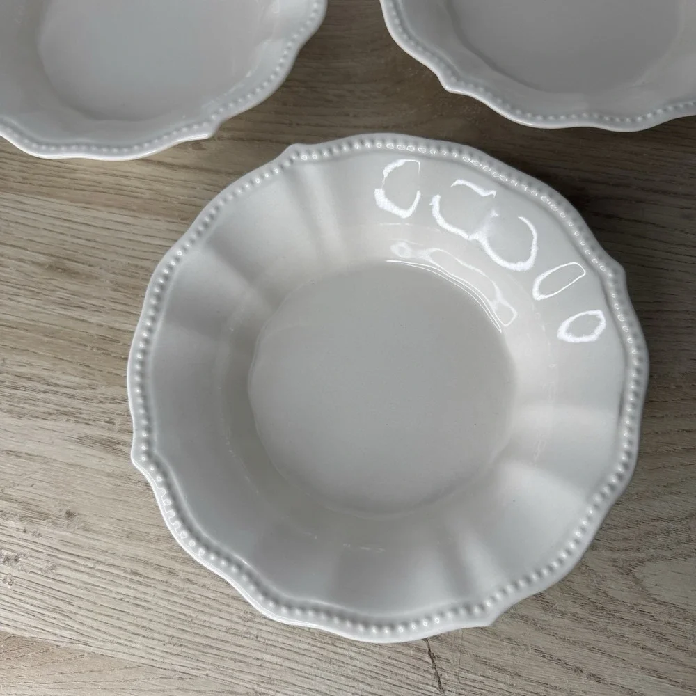 Pioneer Woman Paige Linen White Soup Pasta Bowls Set of 3‎ Beaded Scalloped